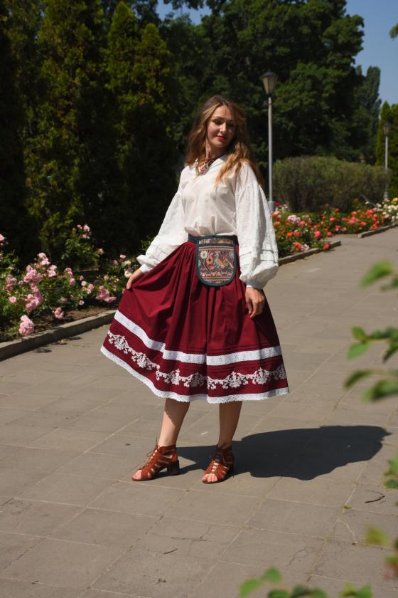 Спідниця одностороння з вибійкою, бордо, довжина 75 см