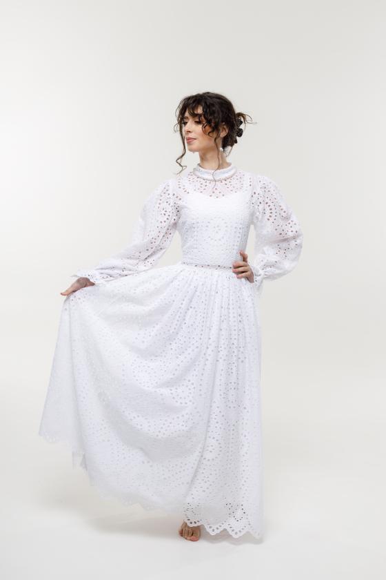 Сукня біла з прошви