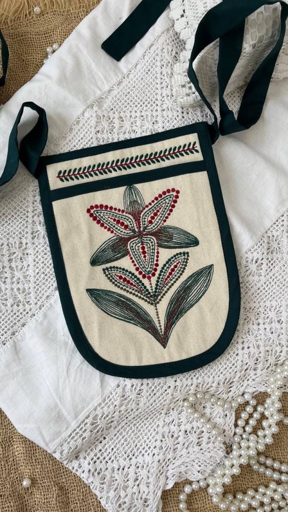 Кишенька Лілії