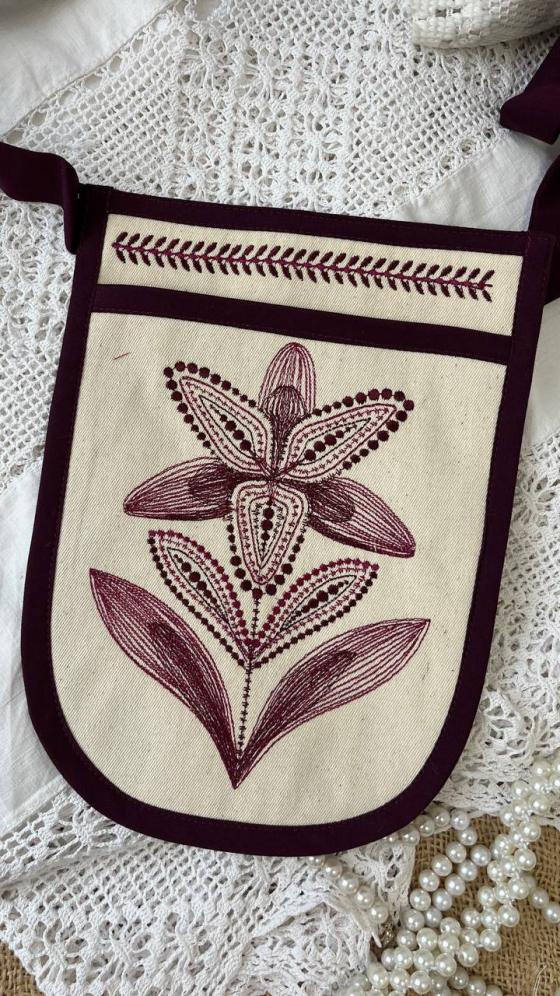 Кишенька Лілія