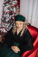 Сорочка з натуральної бавовни з пишними рукавами в чорному кольорі