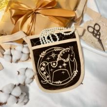 Кишенька Коник на оксамиті