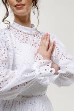 Сукня біла з прошви