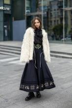 Спідниця одностороння на кокетці з вибійкою "Баранці" та розписаним поясом